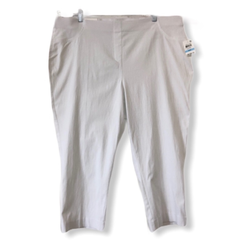 Style & Co. NWT Cropped Capri Pants Pull On White